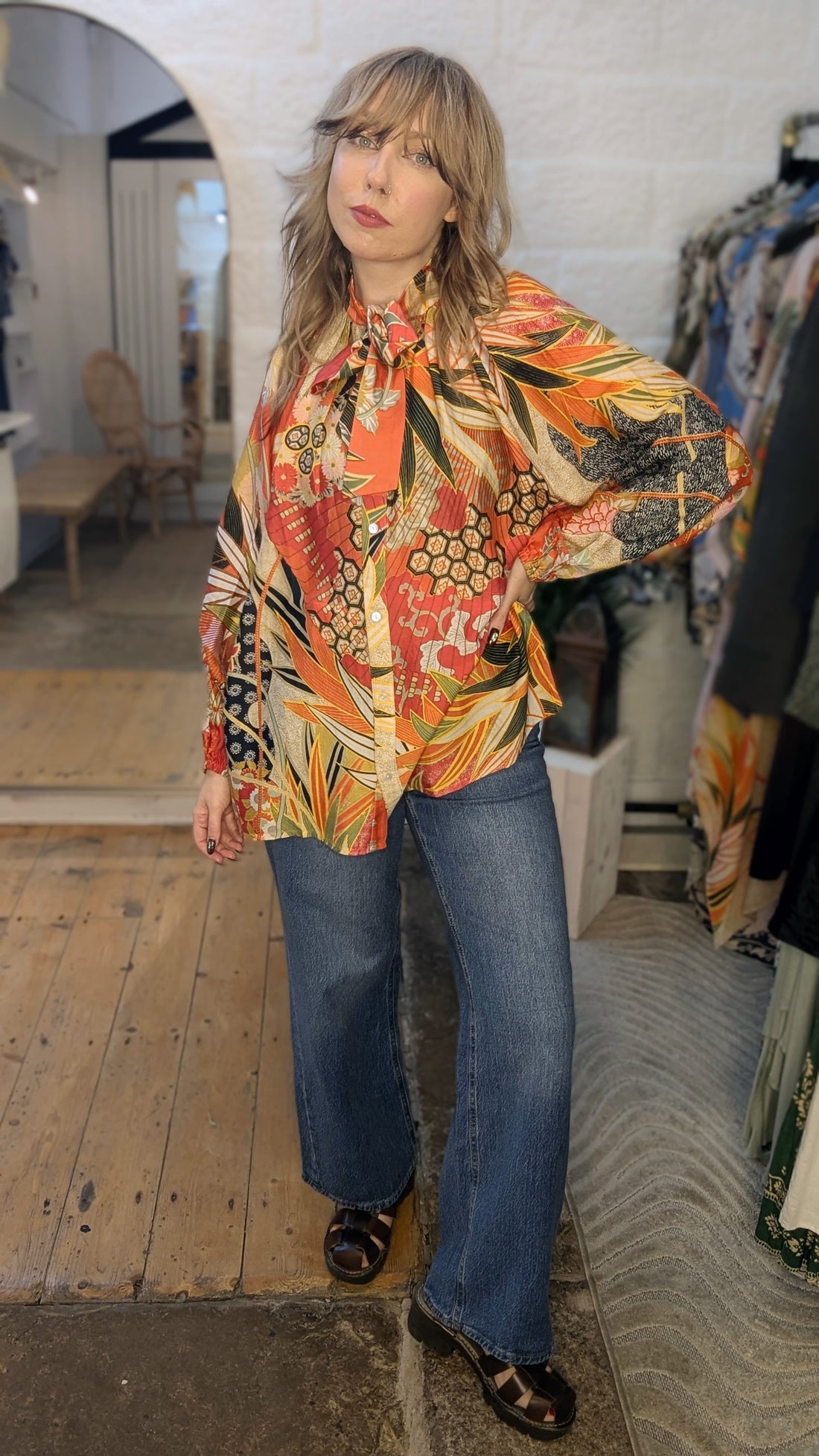One Hundred Stars Pussy Bow Blouse in scarlet Fans Print - TPBFANSCA