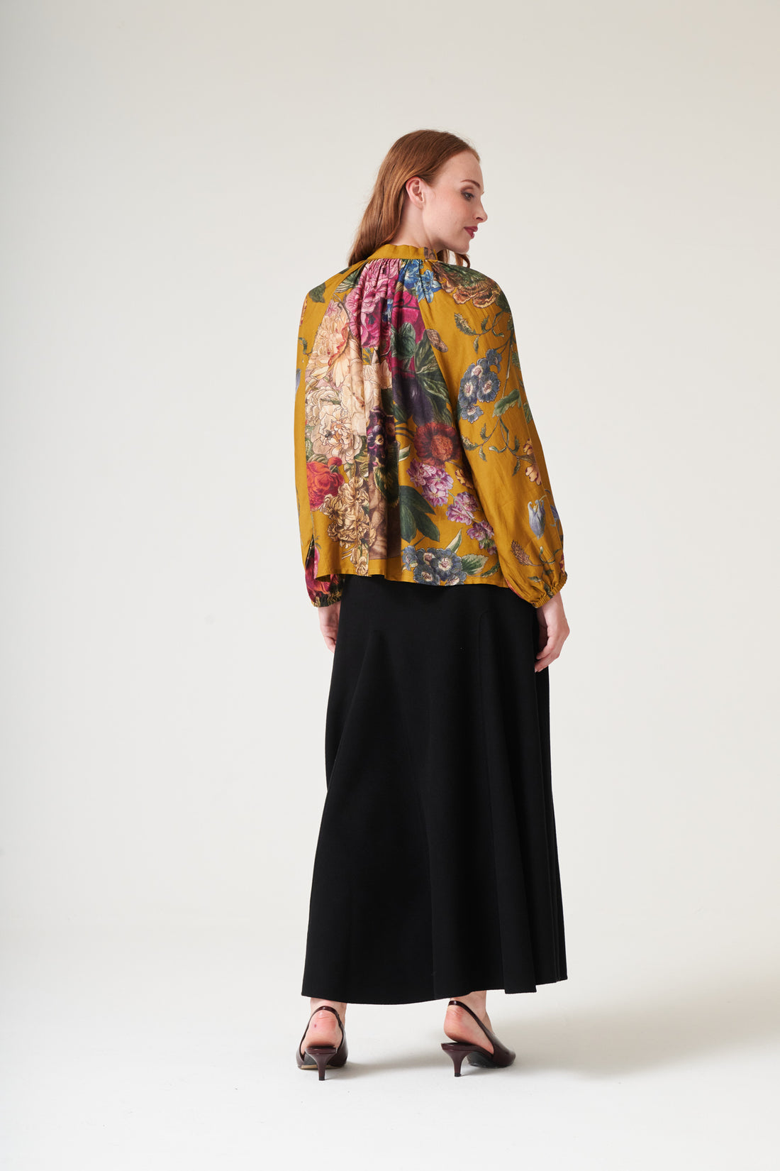 One Hundred Stars Pussy Bow Blouse in Gold Primula Print - TPBPRIGOL