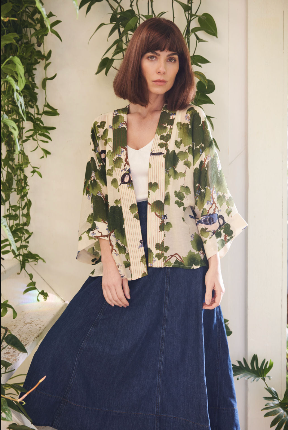 Short Kimono in Acer Green Print One Hundred Stars - KIMACEGRN