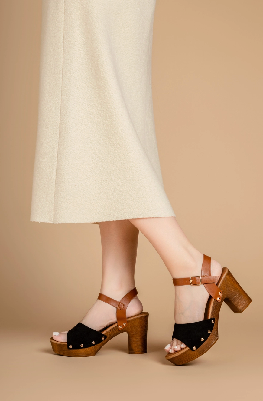 Saffie Heeled Clog in Black and Tan Mix