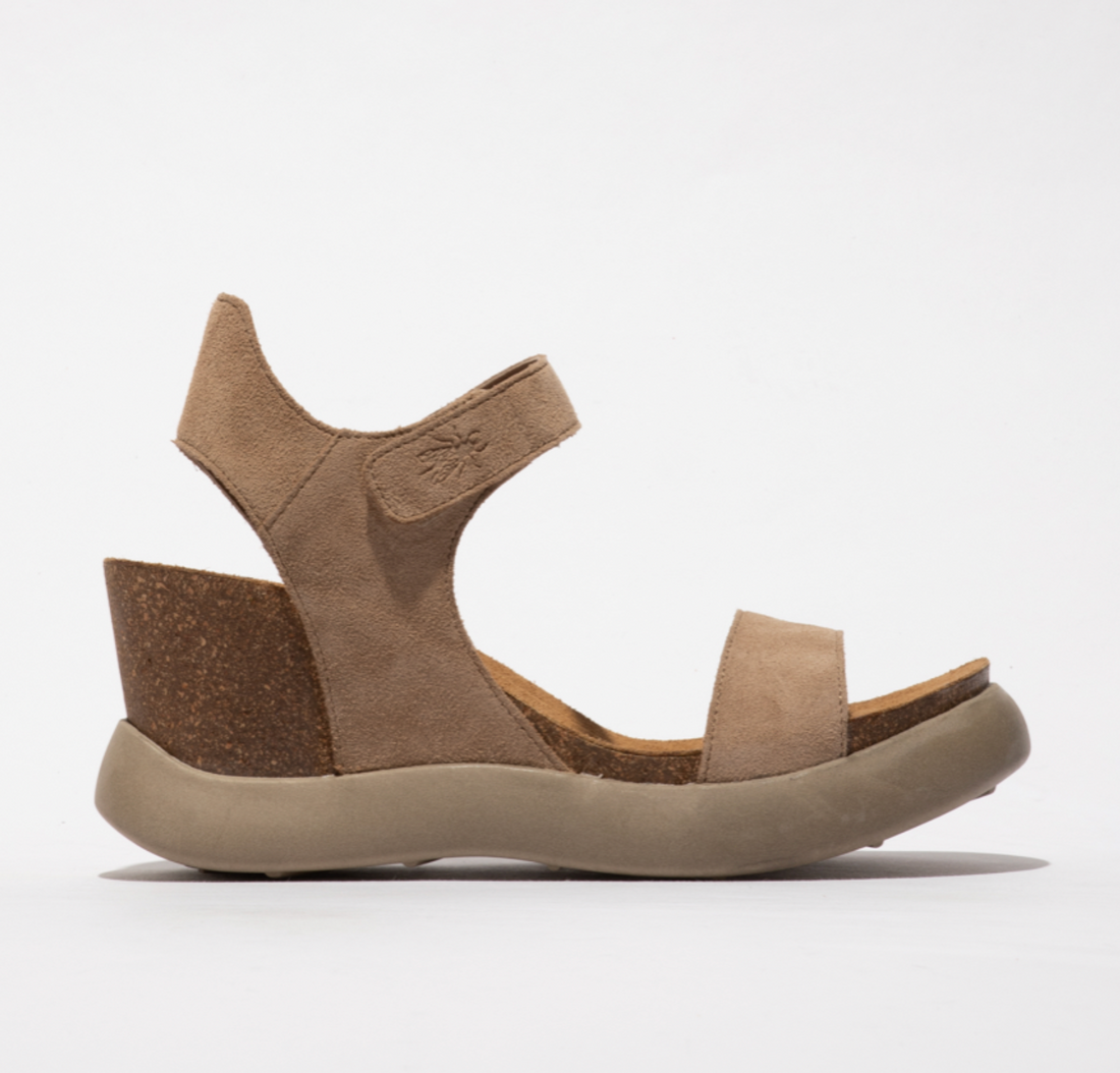 GOGO 967 Fly London Wedge Sandals in Taupe