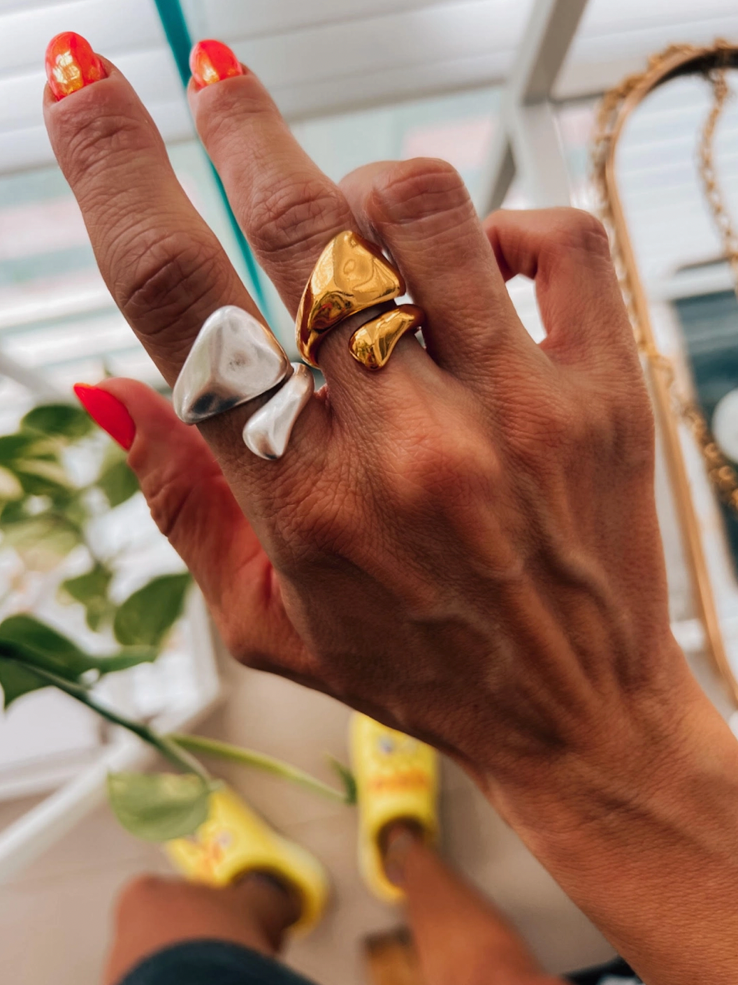 APORIA Ring in Gold