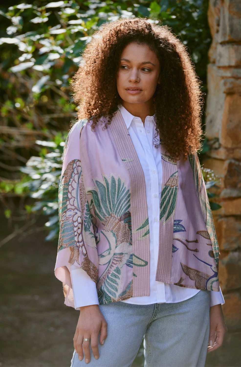 One Hundred Stars Print Short Kimono Jacket in Plaster Pink Crane Print - KIMCRAPIN