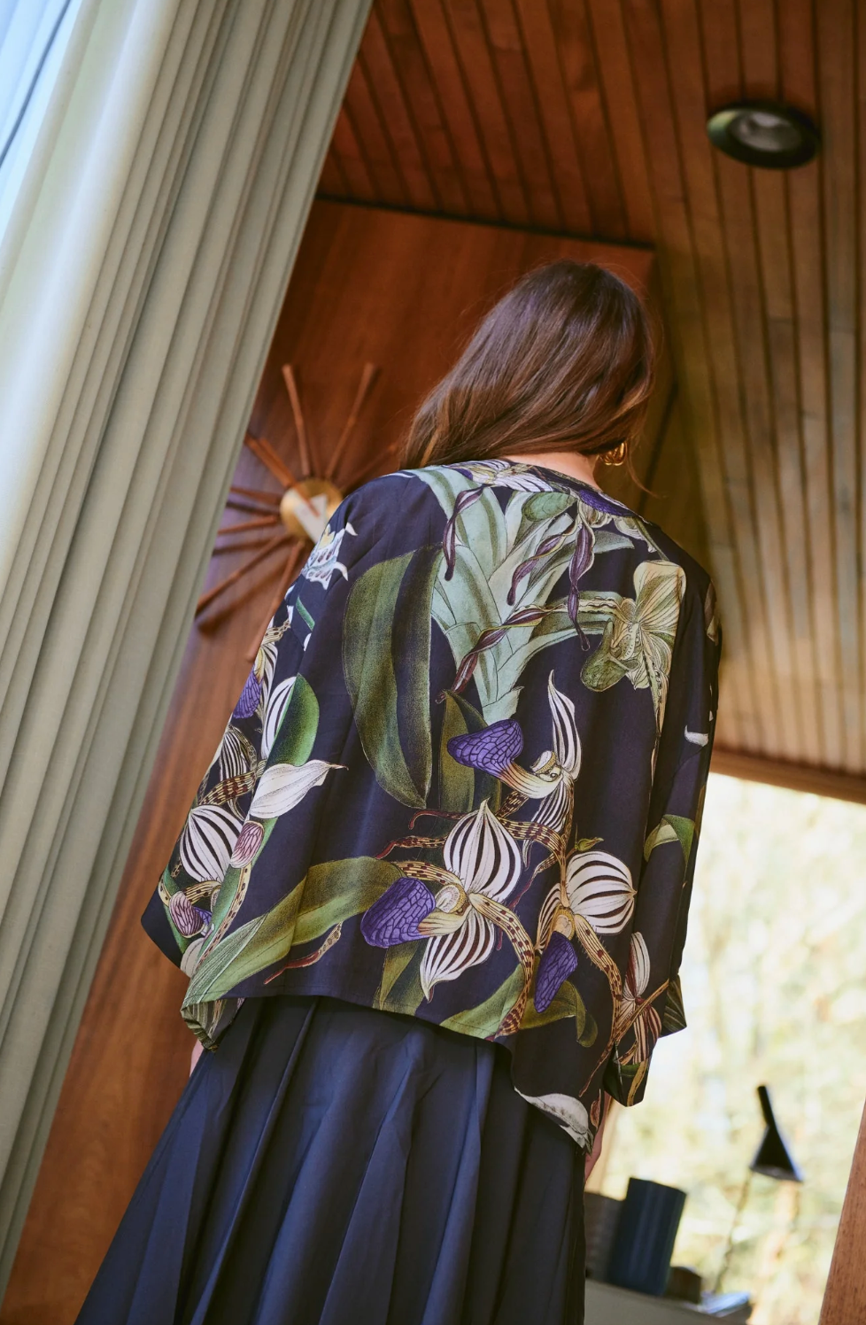 One Hundred Stars Print Short Crepe Kimono Jacket in Black Orchid - CKMORCBLK