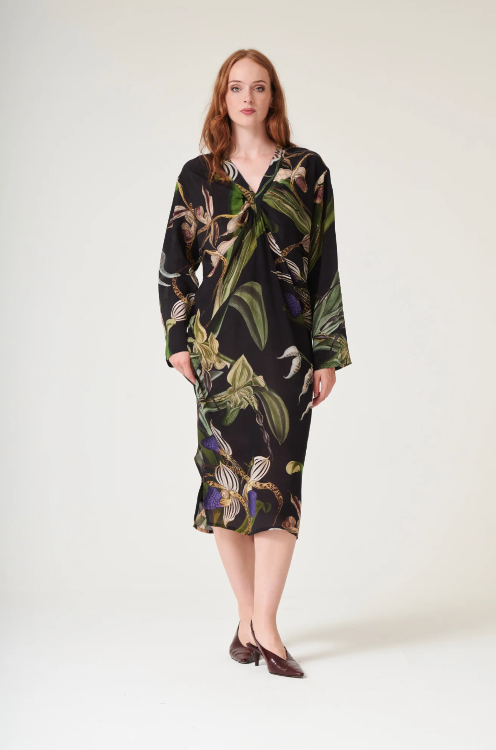 One Hundred Stars Midi Dress in Black Orchid Print - DRMORCBLK
