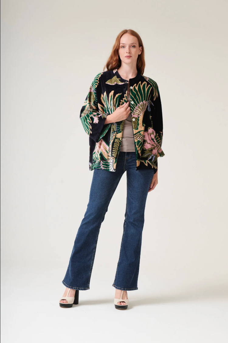 One Hundred Stars Short Velvet Mandarin Jacket in Berry Burgundy Crane Print - One Size - VJKCRAPLU (Copy)