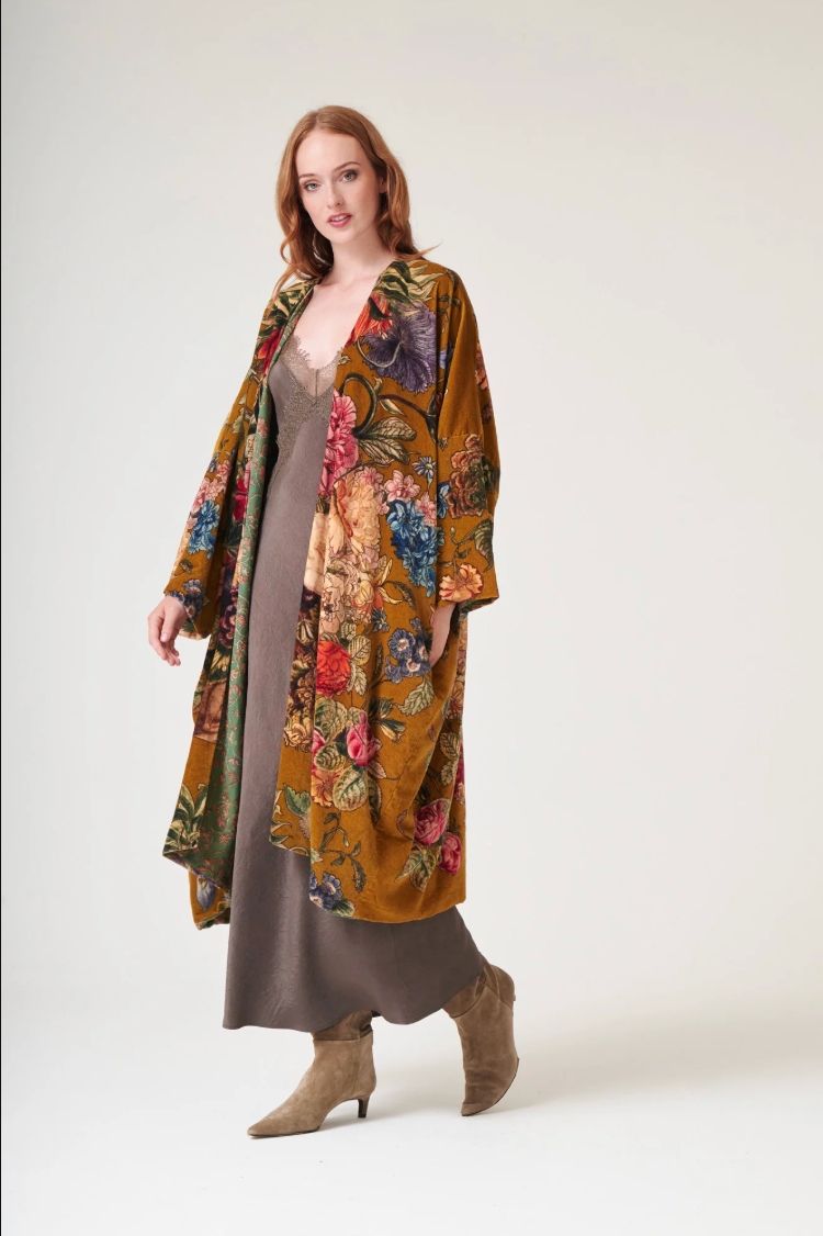 Velvet Grande Pocket Kimono in Gold Primula Print - VGRPRIGOL