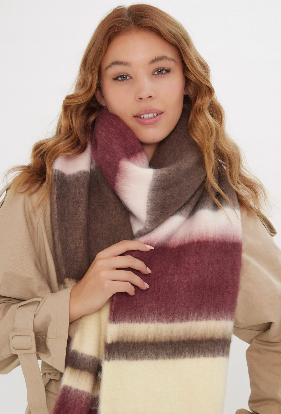BIANCA Fluffy Soft Chunky Scarf in Burgundy Stripe