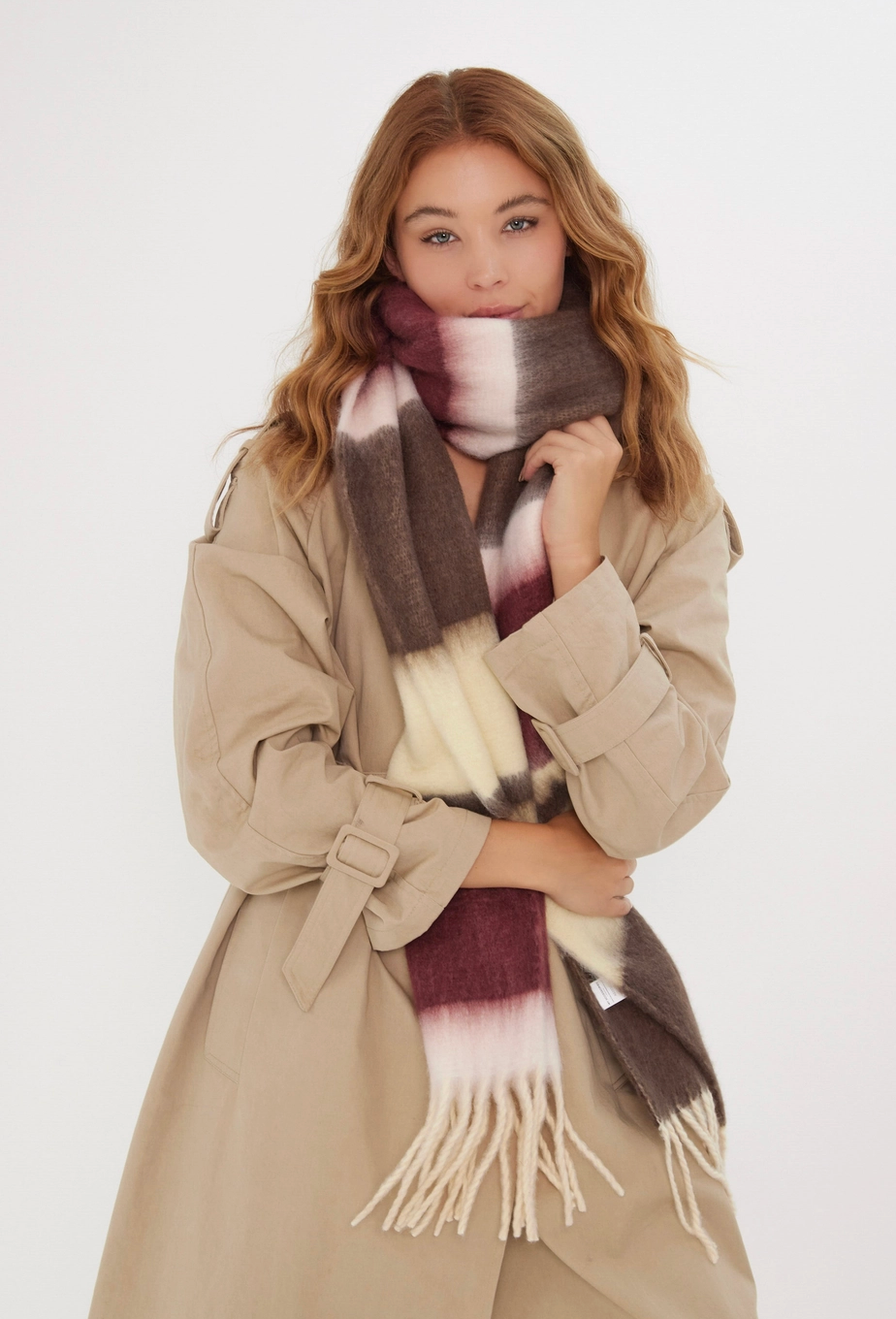 BIANCA Fluffy Soft Chunky Scarf in Burgundy Stripe