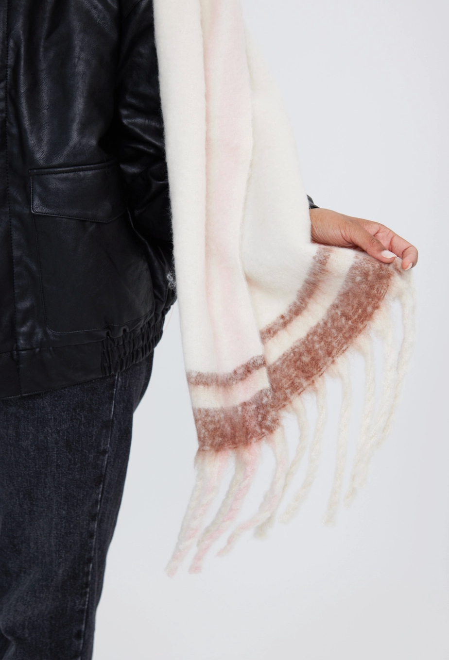 BIANCA Fluffy Soft Chunky Cream Scarf in Light Pink and Beige Stripe