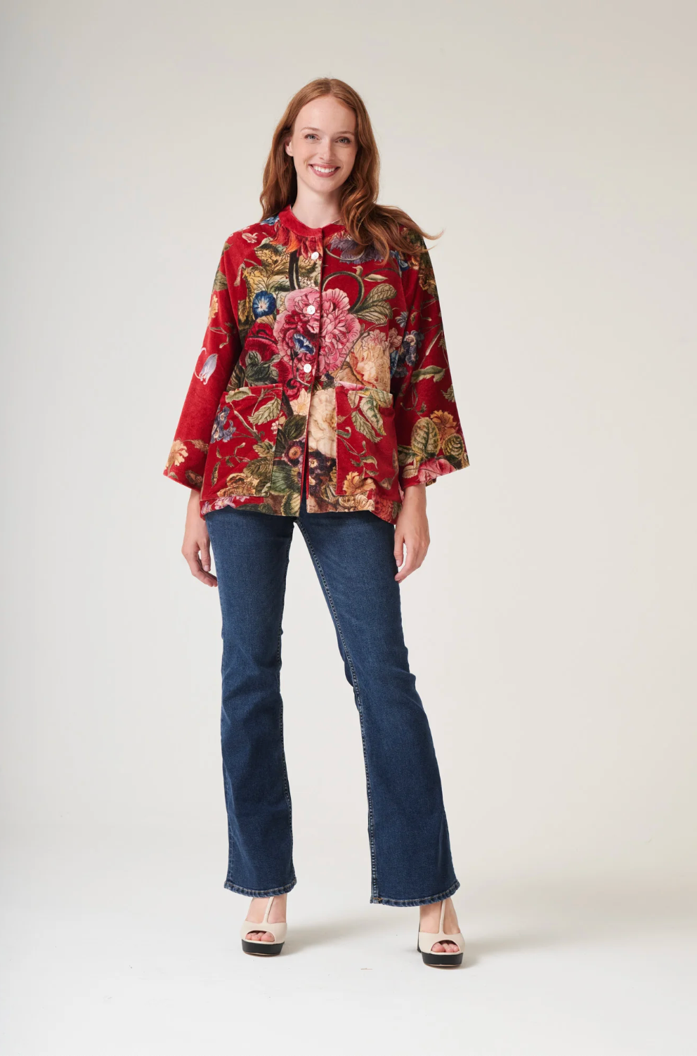 One Hundred Stars Short Velvet Mandarin Jacket in Berry Red Primula Print - One Size - VJKPRIBER