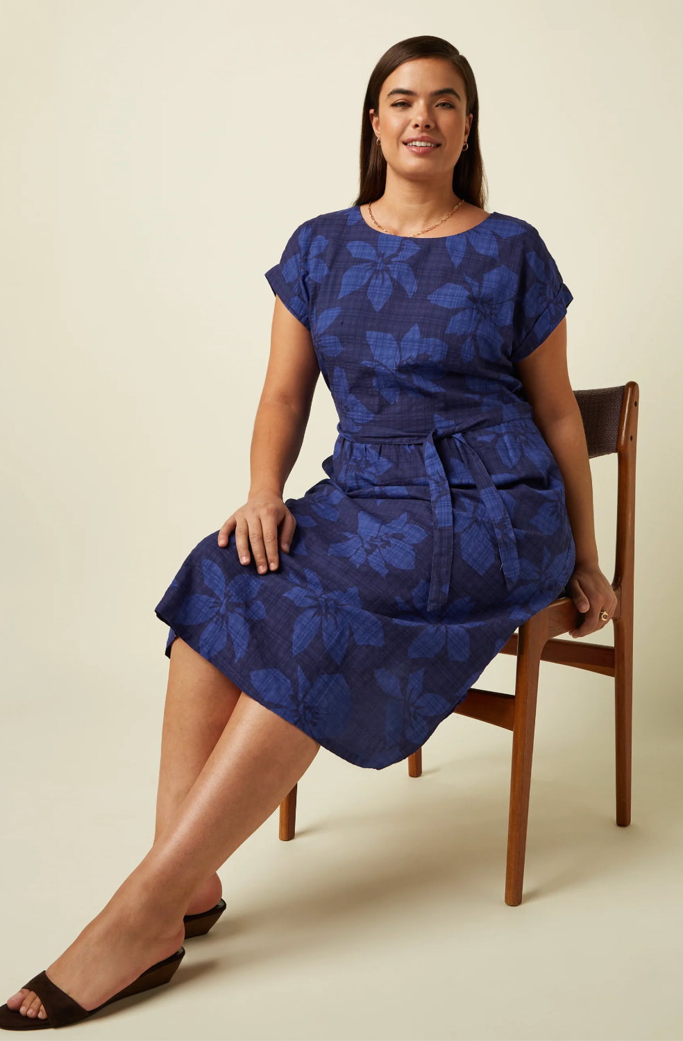 BETTY Monochrome Floral Print Tea Dress in Beacon Blue