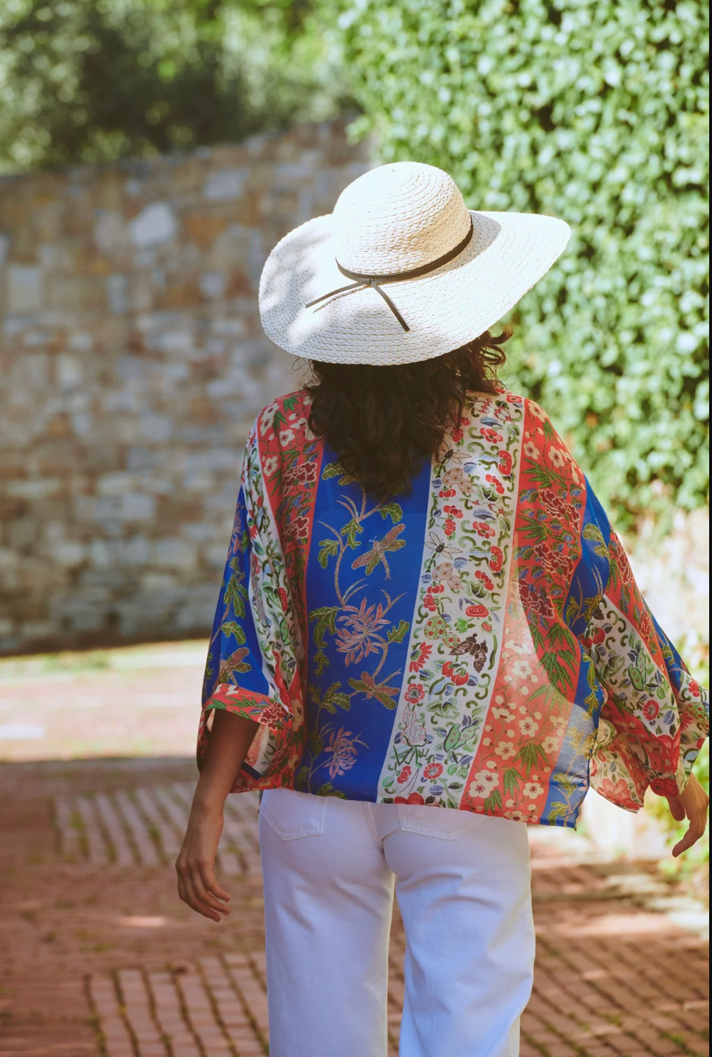One Hundred Stars Lightweight Short Kimono in Cobalt Ribbons Print - KIMRIBCOB