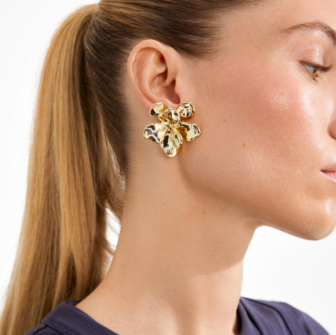 HALEN Large Flower Statement Earrings in Gold