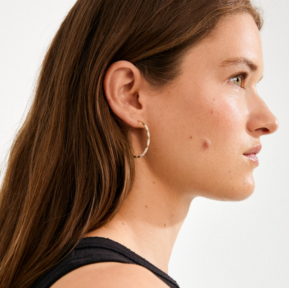 ALISON Minimalist Large Hoop Earrings with White Beads