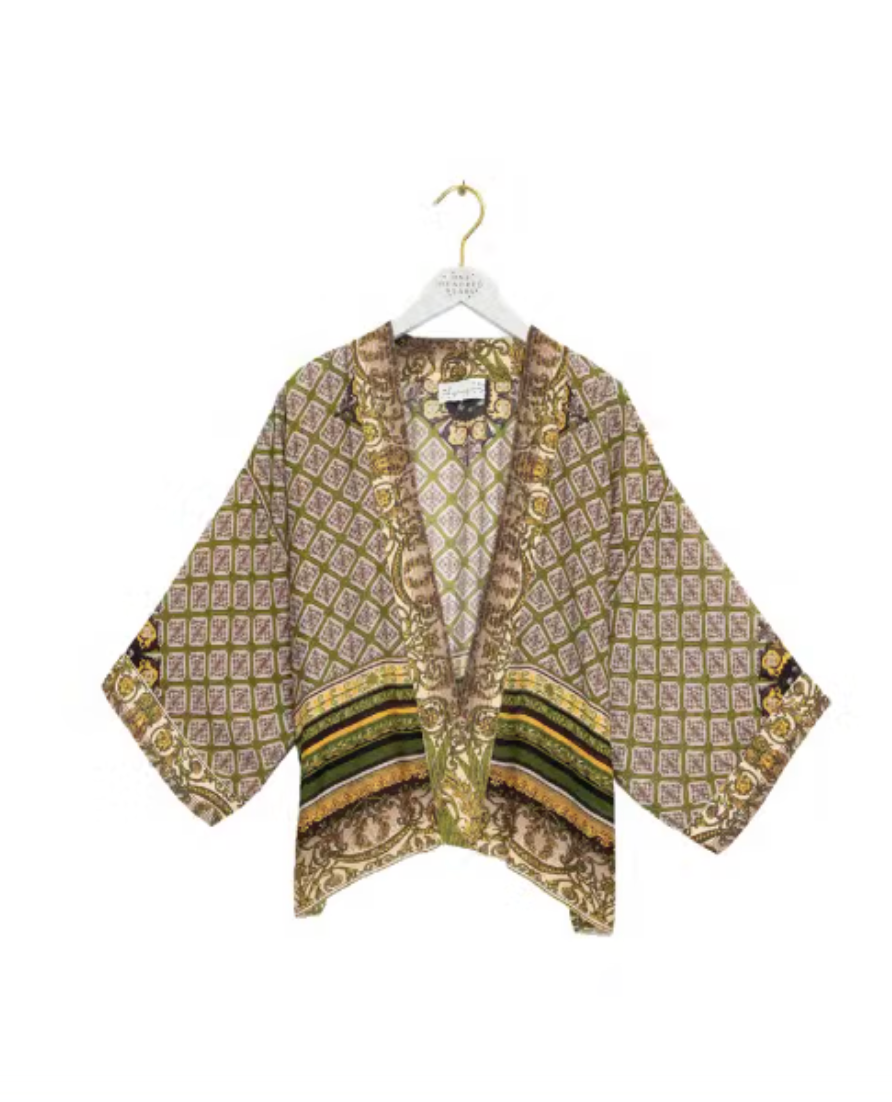 One Hundred Stars Lightweight Short Kimono in Green Amulet Print - KIMAMUGRN