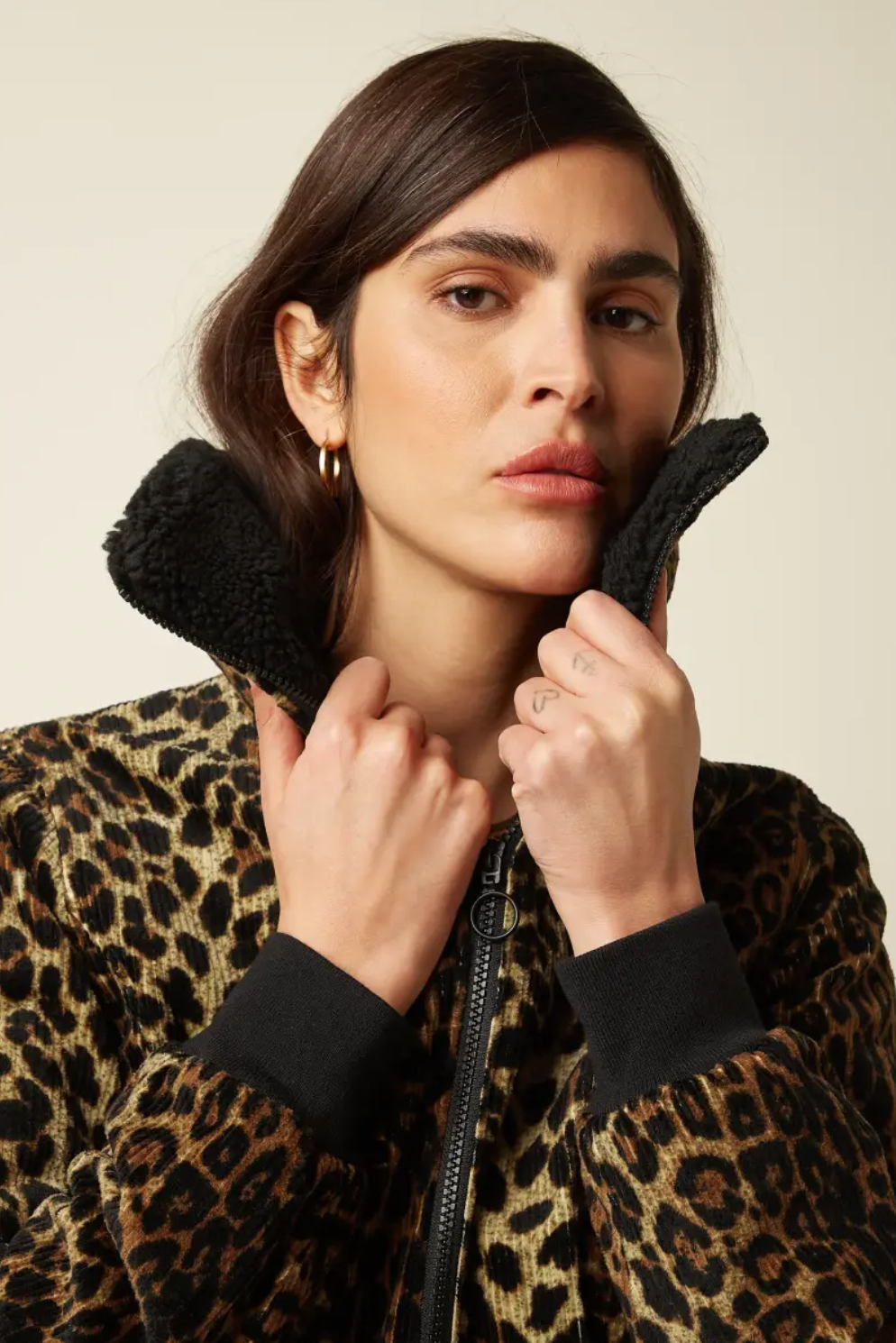ARIZONA Leopard Print Jacket in Corduroy With Contrast Collar