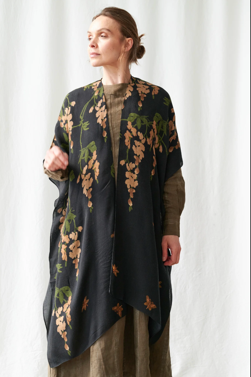 One Hundred Stars Wool Throwover in Wisteria Black