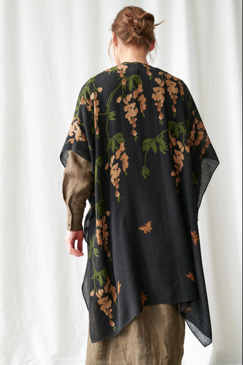 One Hundred Stars Wool Throwover in Wisteria Black