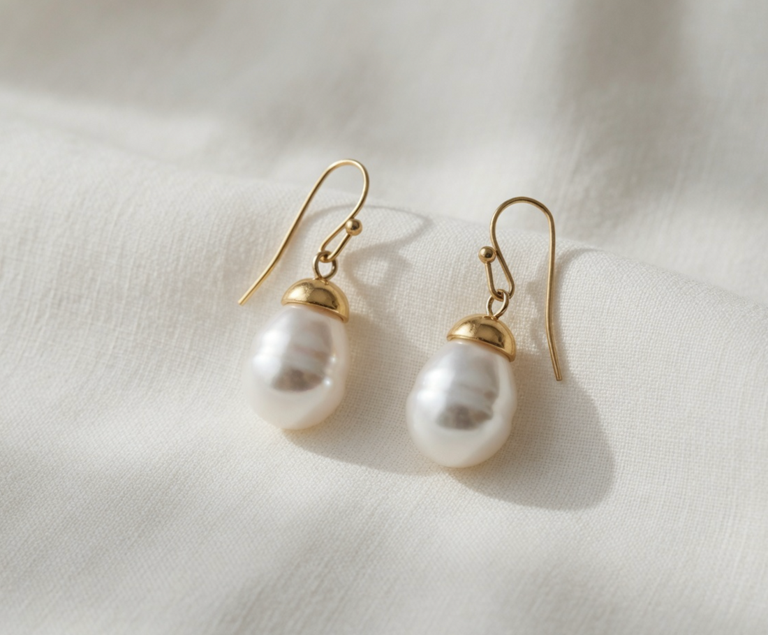 JEANIE Pearly Drop Earrings