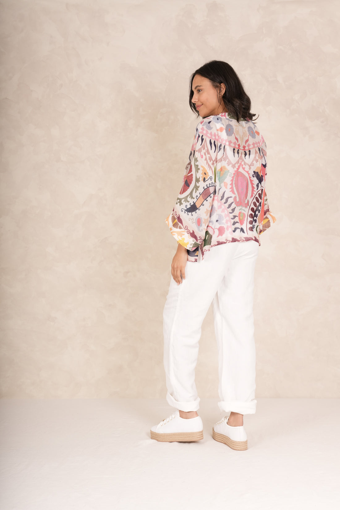 One Hundred Stars Short Lightweight Kimono in Susani Pink Print - KIMSUSPIN