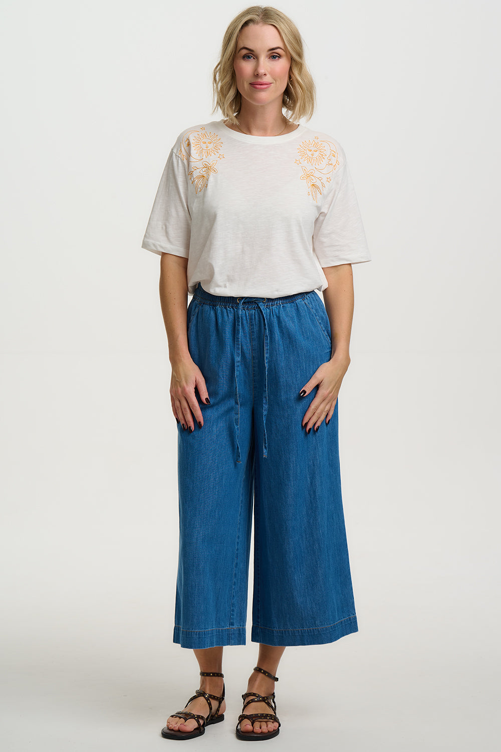 KINSLEY Oversized Embroidered Shoulder Celestial Tee