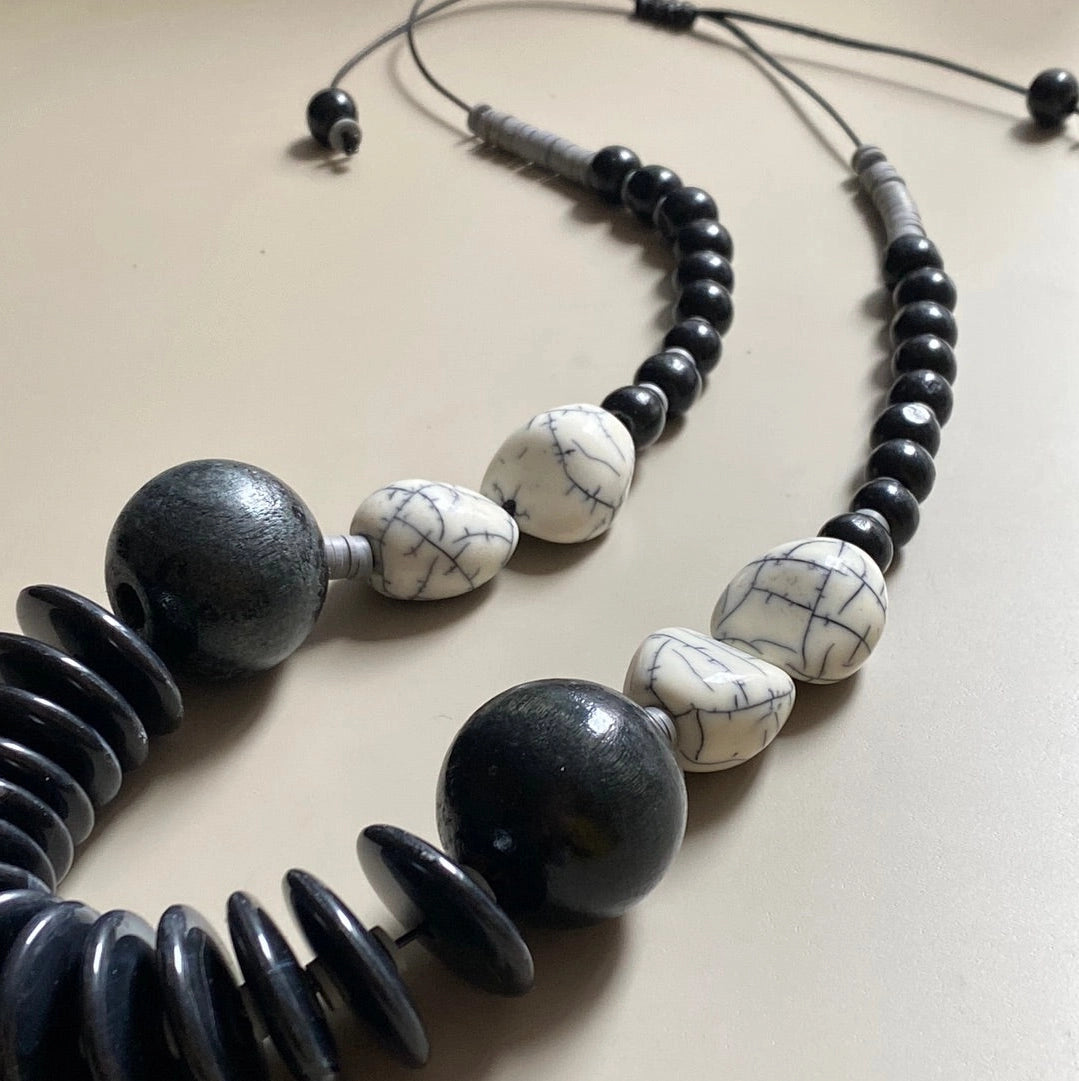 Monochrome Black and White Adjustable Chunky Necklace - MRL04