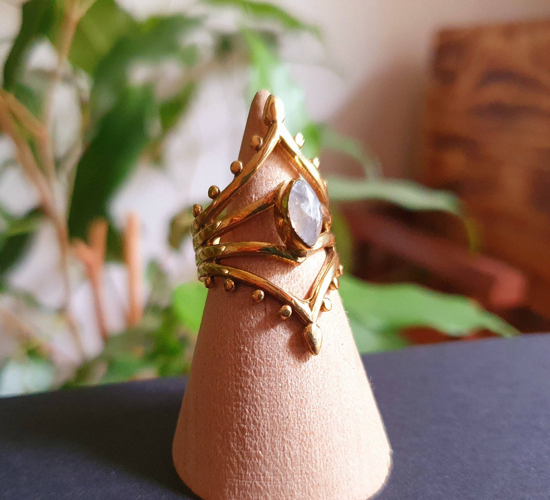 ELLA Gold Brass & Moonstone Ring