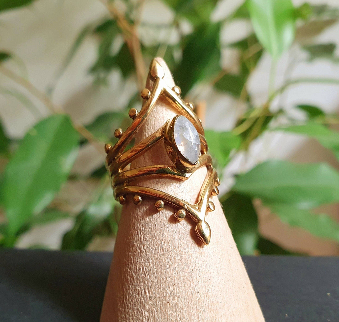 ELLA Gold Brass & Moonstone Ring