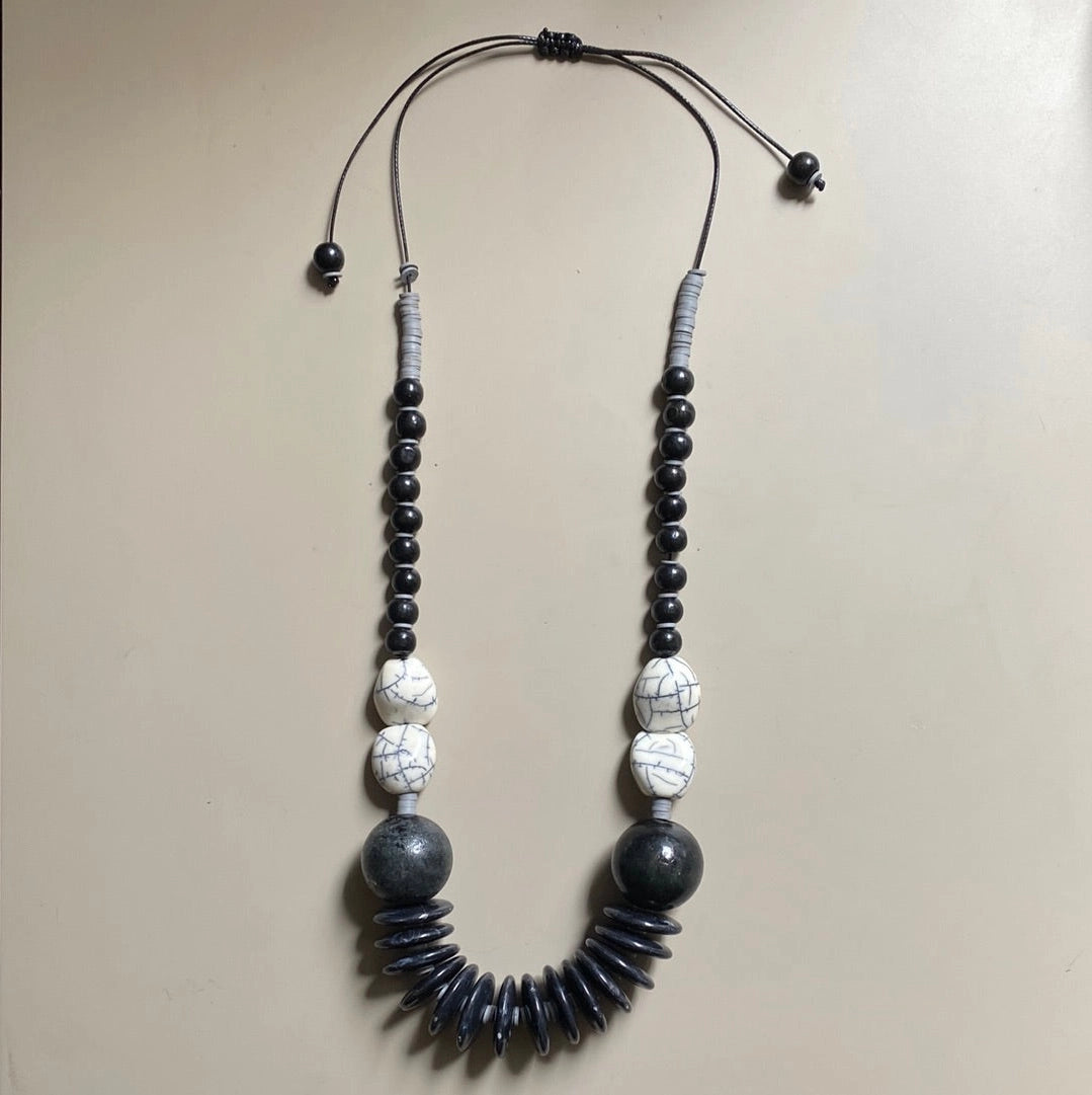 Monochrome Black and White Adjustable Chunky Necklace - MRL04