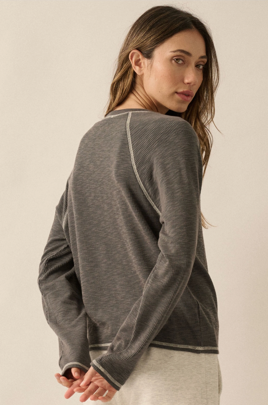 TINA Reverse Seam Raglan Sleeve Cotton Mix Top in Grey