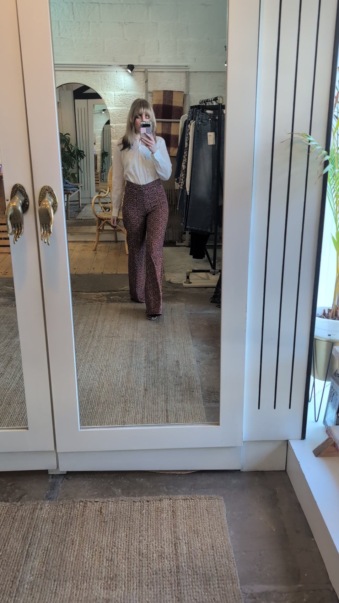 ISADORA Flared Zip Front Pant in Pink Shadows Lilac Wine Print