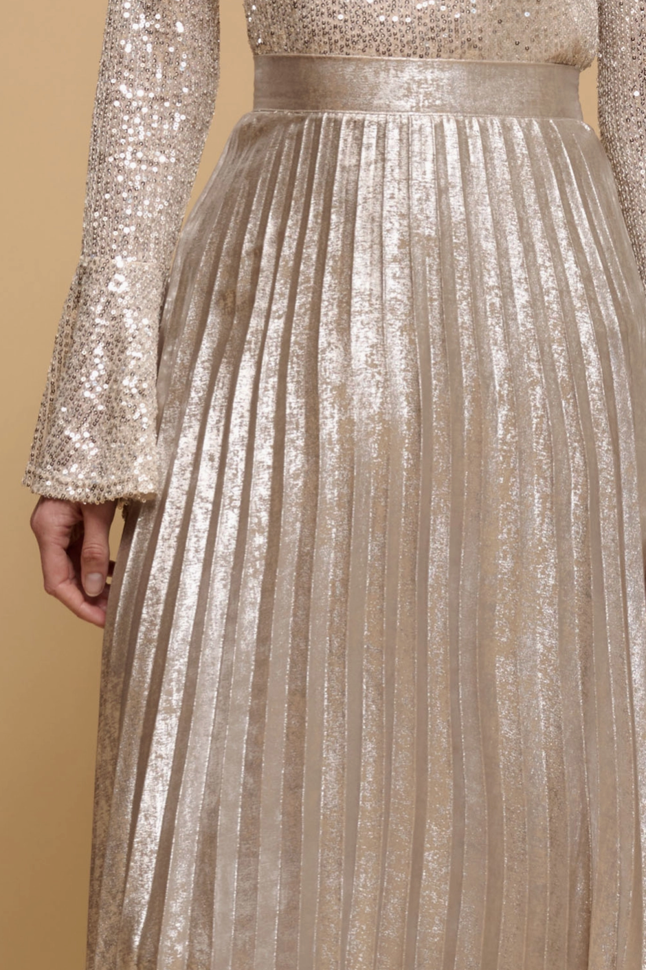 PRINCE Metallic Accordion Pleated Maxi Skirt in Champagne